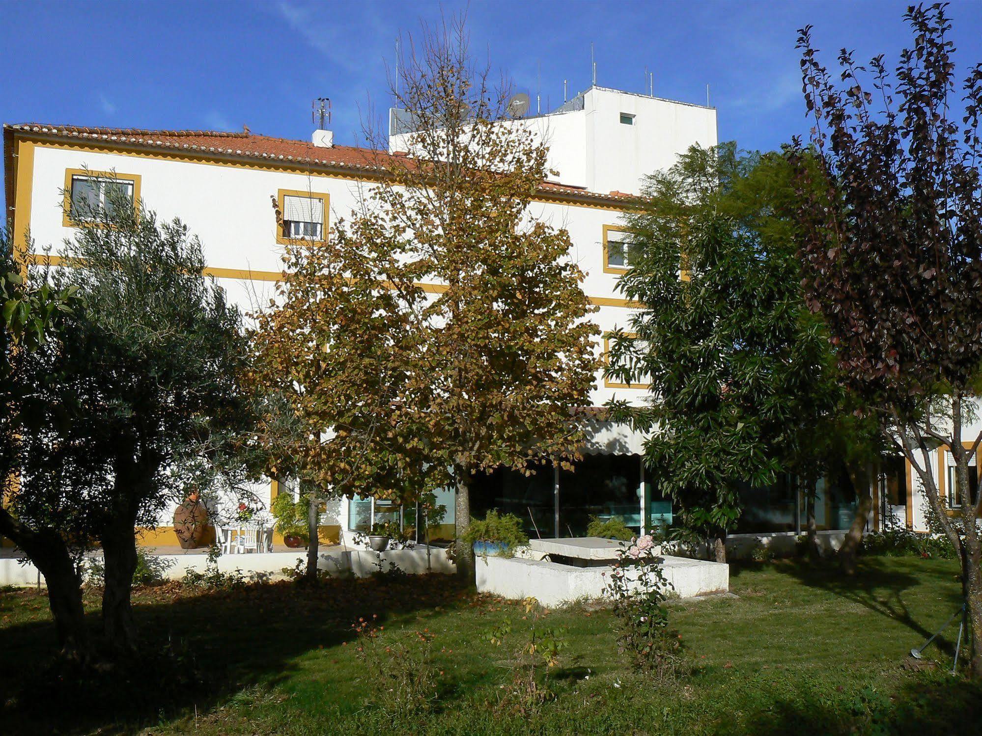 Graca Hotel Evora Luaran gambar